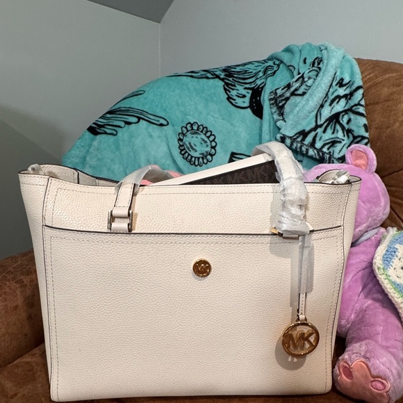 Michael Kors Handbags - Michael Kors Maisie Large Pebbled Leather 3-In-1 Tote Bag